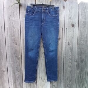 Talbots Straight Legs Denim Blue Jeans Size 8P Flawless Zip Button Five Pockets